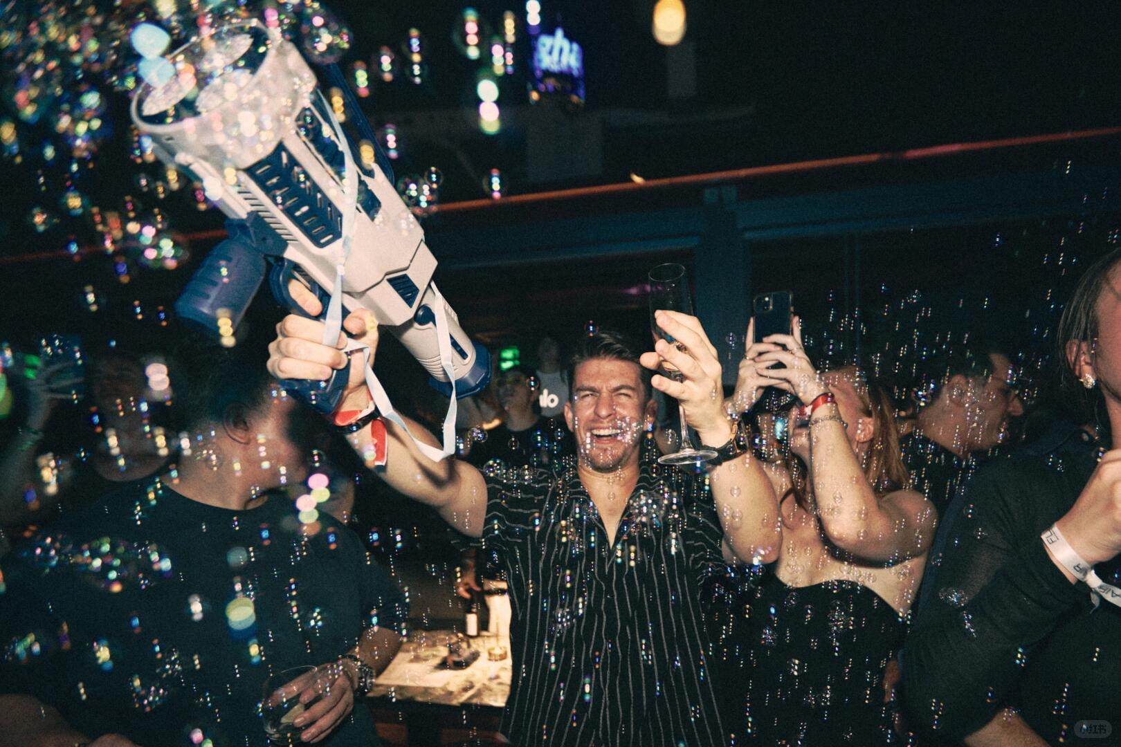 Party and nightlife experiences in China